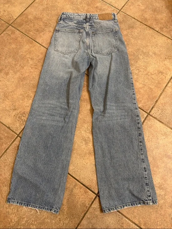 H&M Light Blue Wide Leg Jeans - Picture 6 of 7